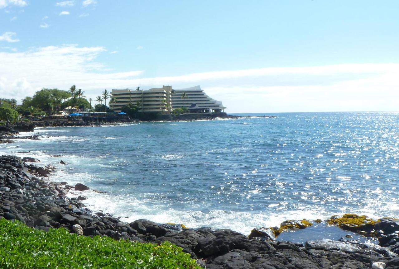 Downtown Hawaiian Paradise Condo With Hot Tub, Pool & Beach - Kona Islander Inn Кайлуа-Кона Екстер'єр фото